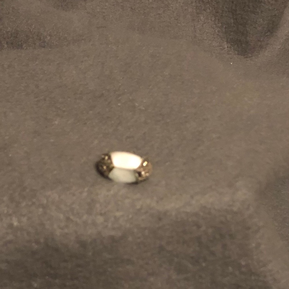 Double Mother of pearl ring - Picture 3 of 3